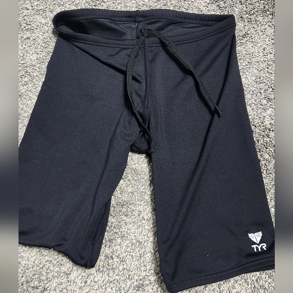 TYR compression bike shorts